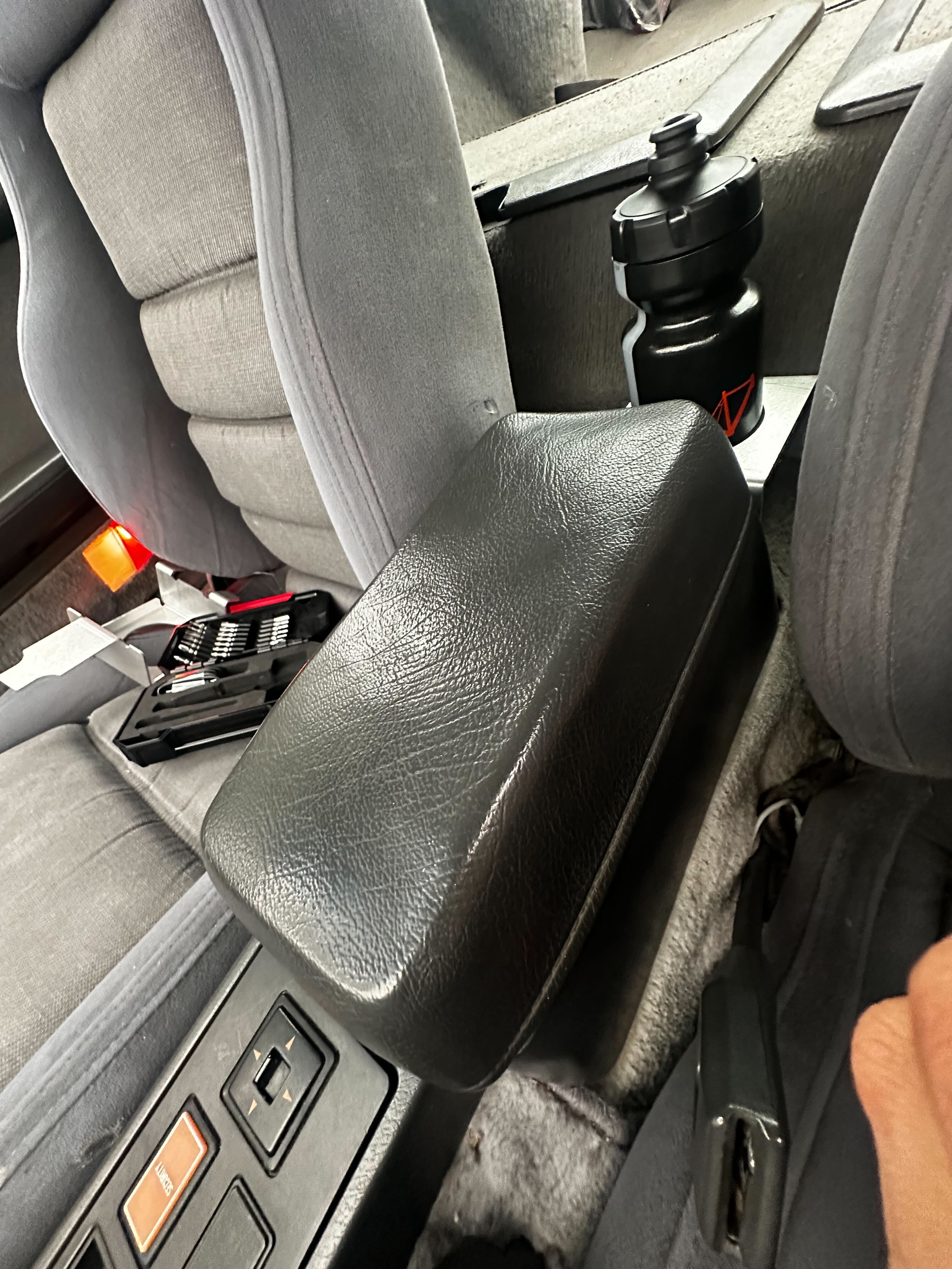 FC3S Center Console Cup Holder